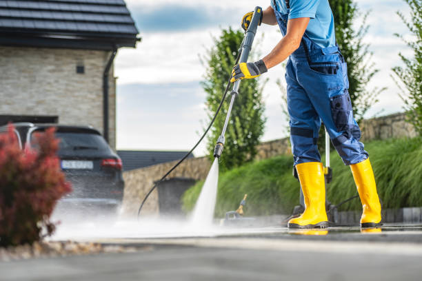 Best Driveway Pressure Washing  in Putnam Lake, NY